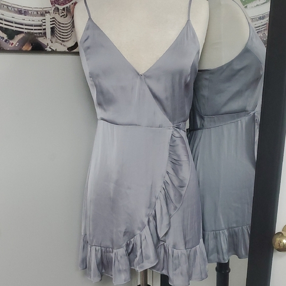 INTIMATELY ALL MY LOVE SHINE WRAP DRESS FUN AND FLIRTY STYLE SZ XS - Picture 2 of 12